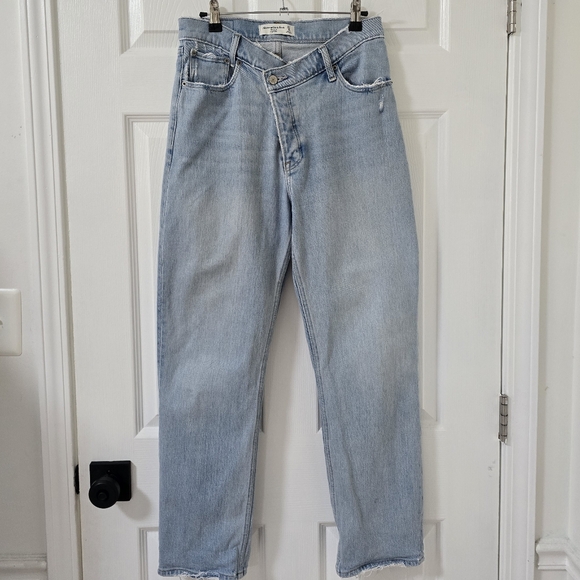 Abercrombie And Fitch The Dad High Rise Straight Leg Jeans Asymmetric Size 27/4 - Picture 3 of 7